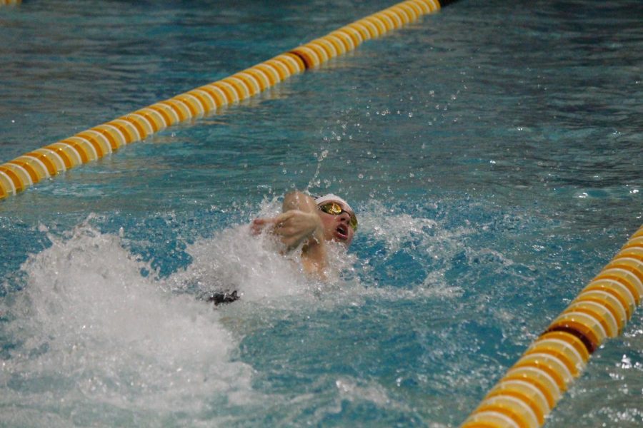 Making+that+deep+breath+worth+it.+Senior+Kaden+Jackson-Dietzer+and+his+teammates+on%0Athe+Speedway+boys+swimming+team+start+sectional+competition+Thursday+at%0ABrownsburg.+